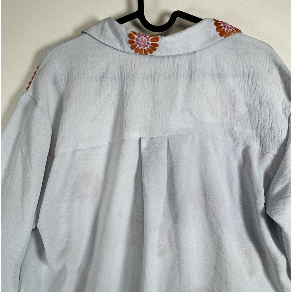 COMO BLACK Women's Light Blue Orange Floral Embroidered‎  Shirt Blouse Size M - Picture 9 of 16